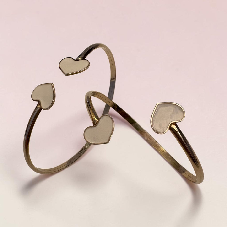 Bracciale Rigido in Argento Dorato con Doppio Cuore Smaltato