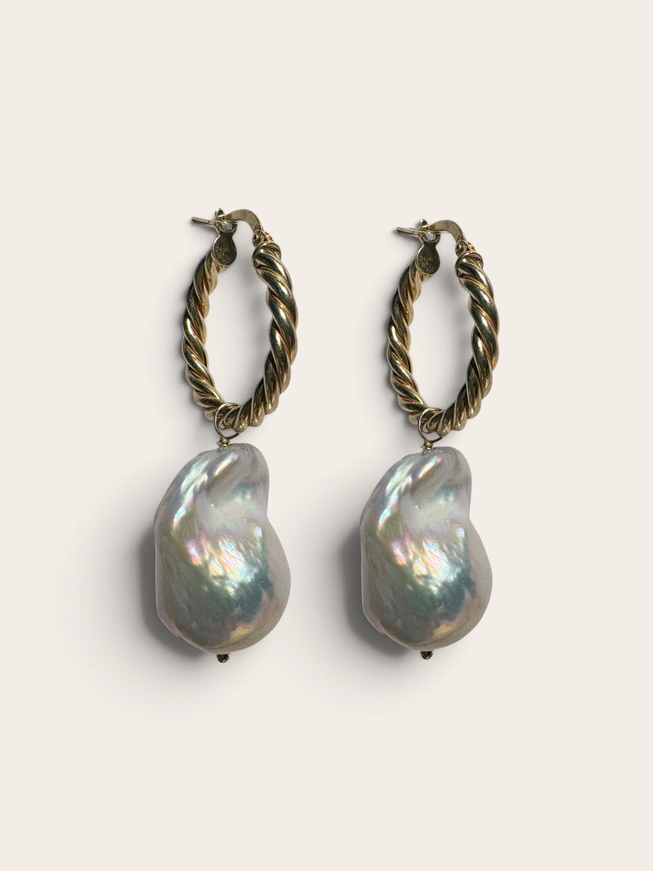 Orecchino con perle barocche di acqua dolce - Otranto