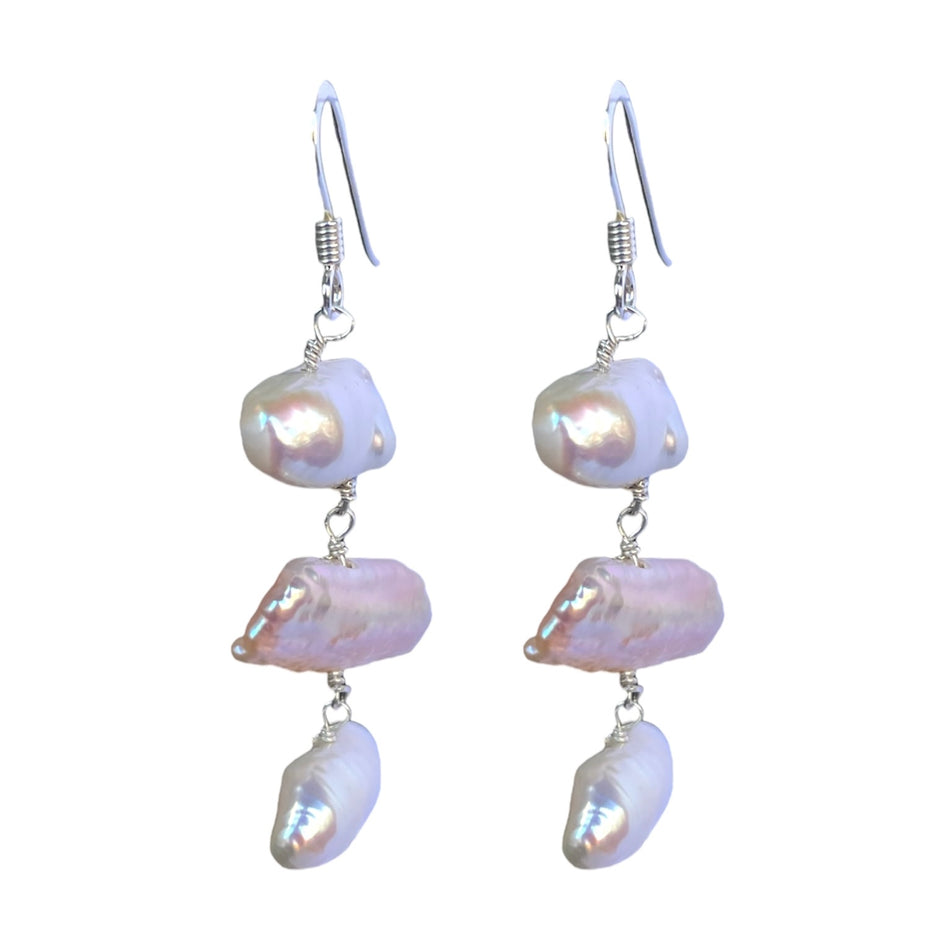 Orecchino pendente con perle keshi barocche di acqua dolce - Valentina