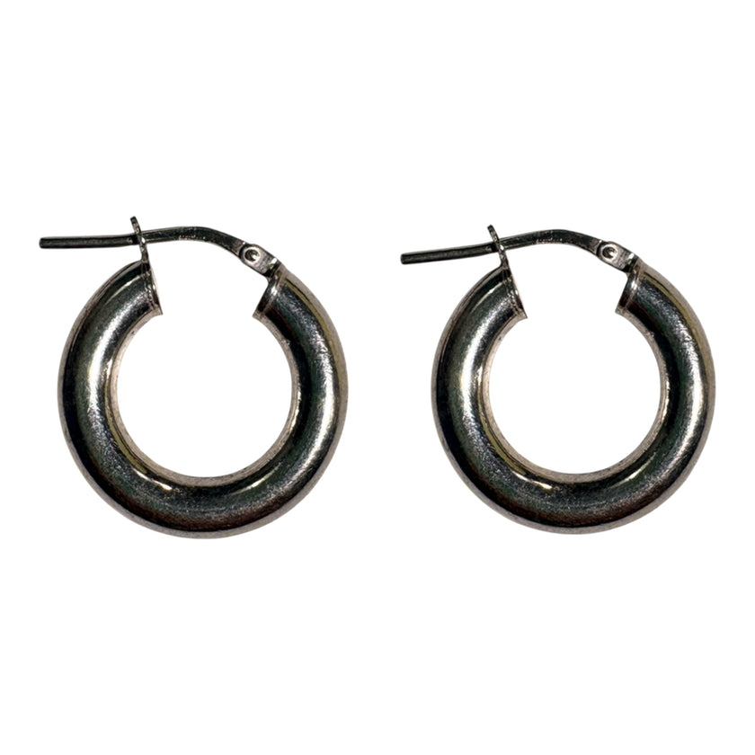 Orecchino a cerchio in argento 925