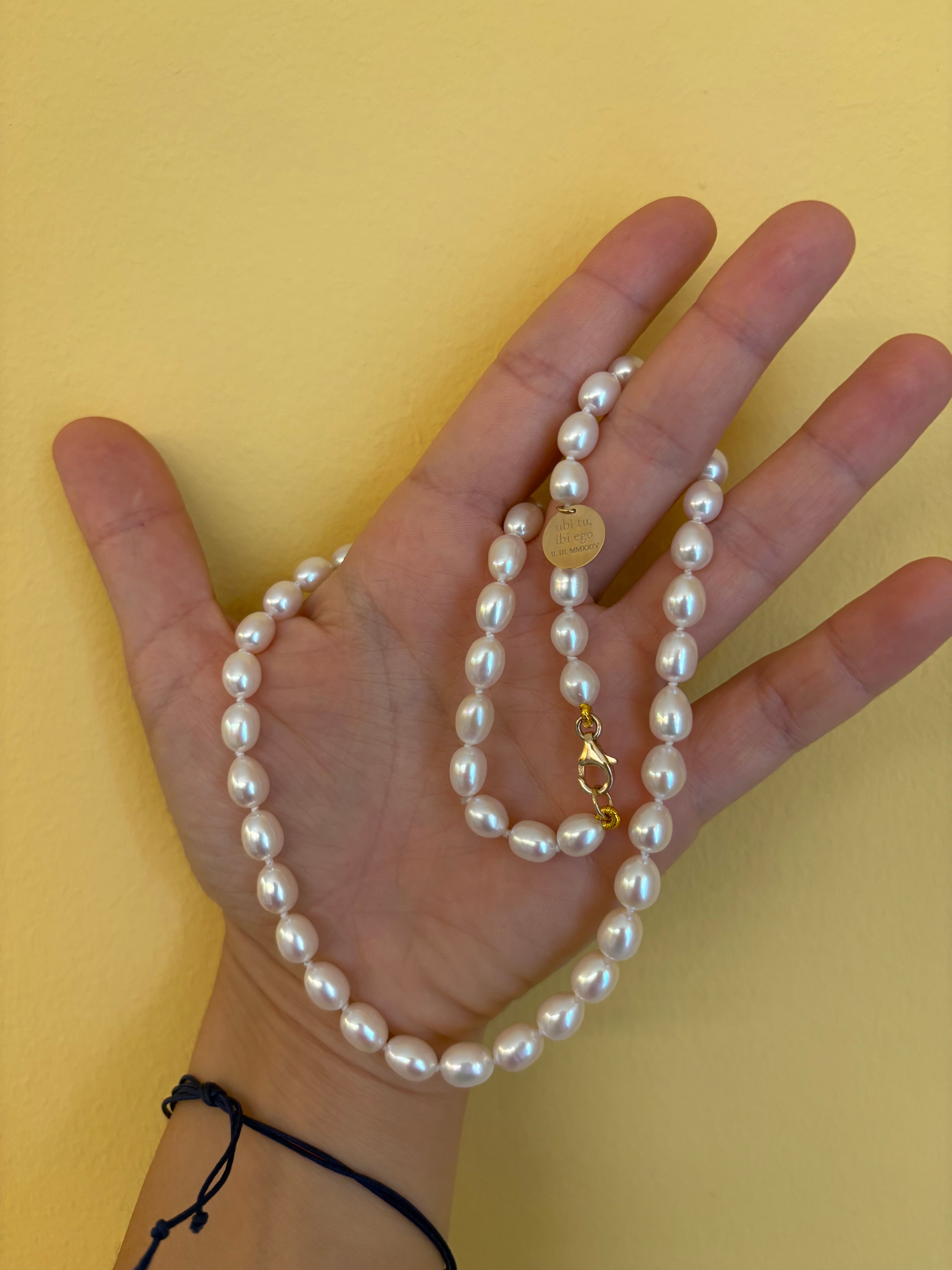Collana perle di acqua dolce personalizzabile con chiusura in oro o argento.