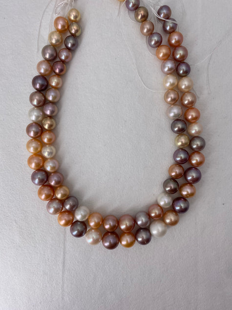 Collana multicolor di perle di fiume