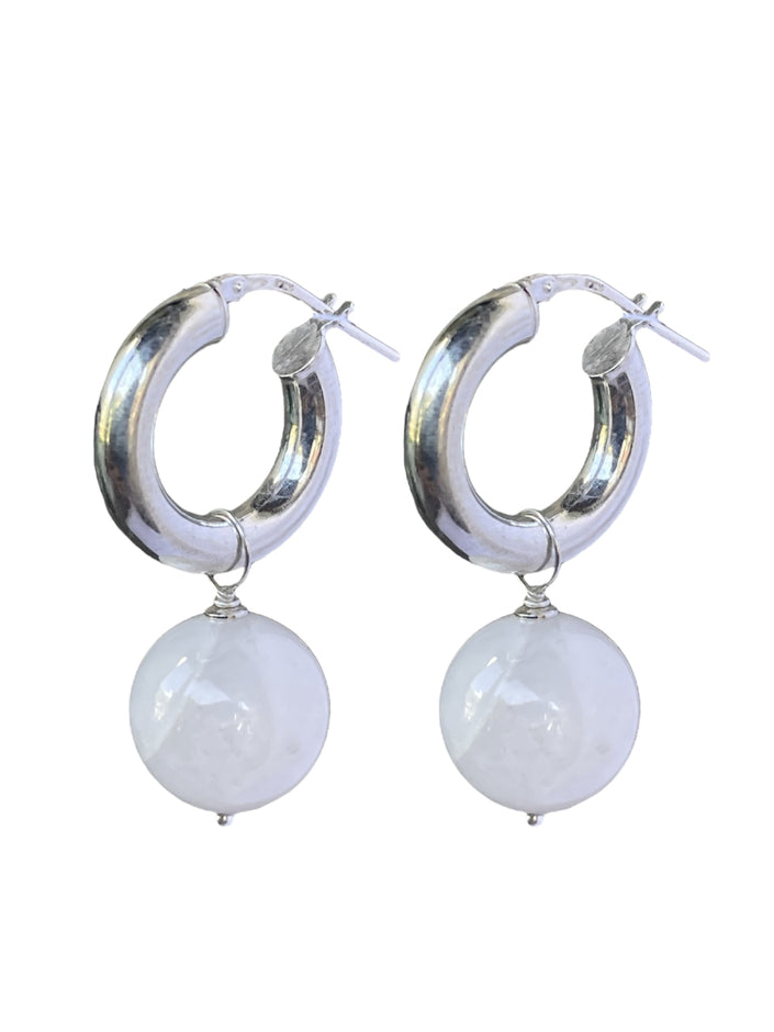 Orecchini artigianali a cerchio con cristallo di rocca - Hoop