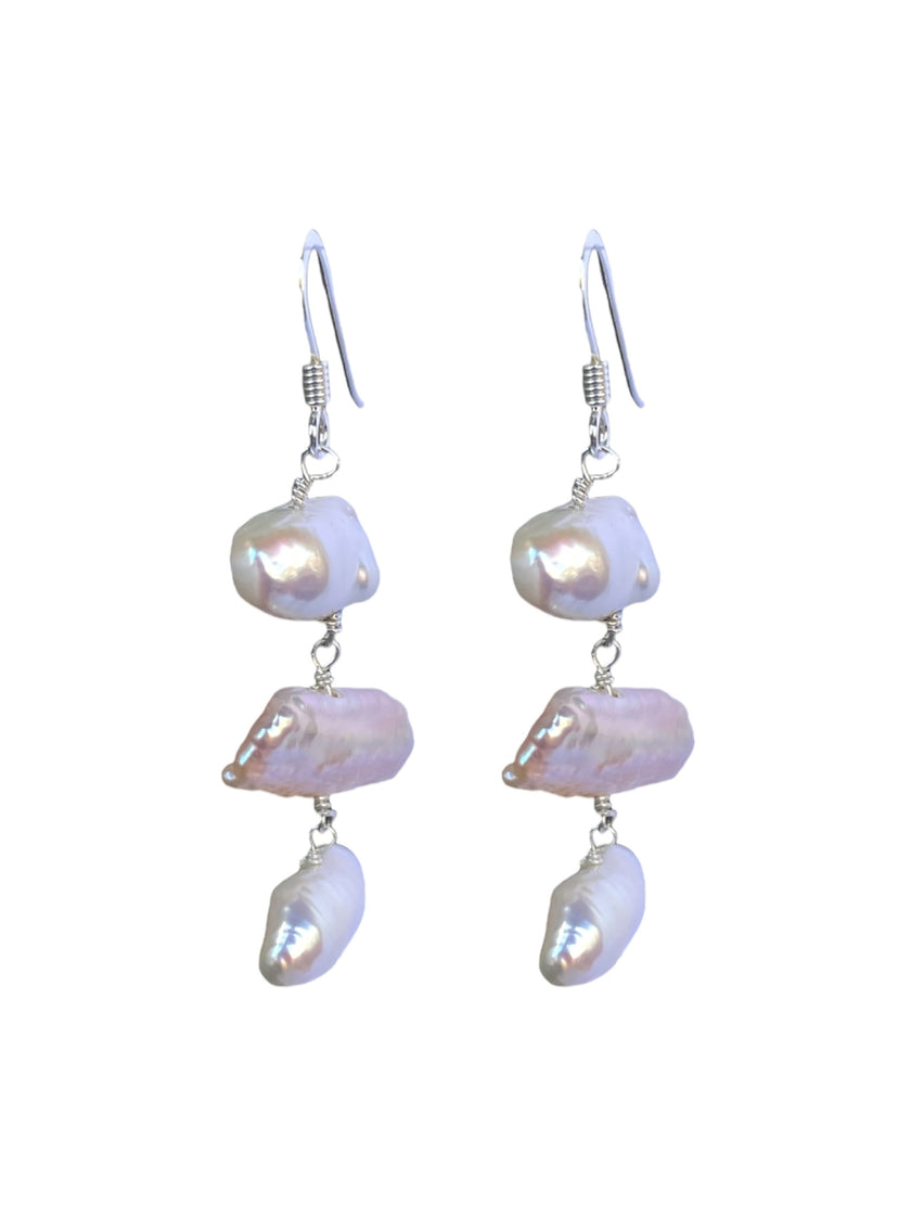 Orecchini artigianali con perle di acqua dolce - Valentina